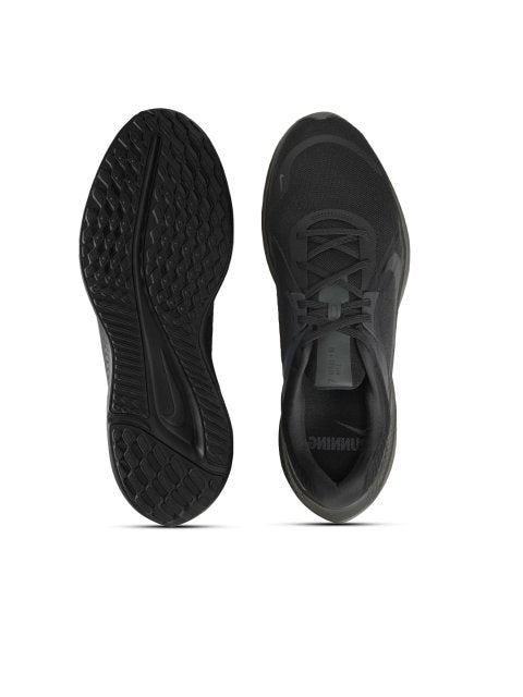 Nike Men Quest 5 Road Running Shoes