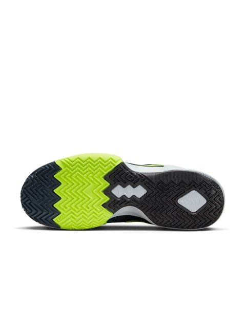 Nike Men Solid Air Max Impact 4 Regular Basketball Shoes