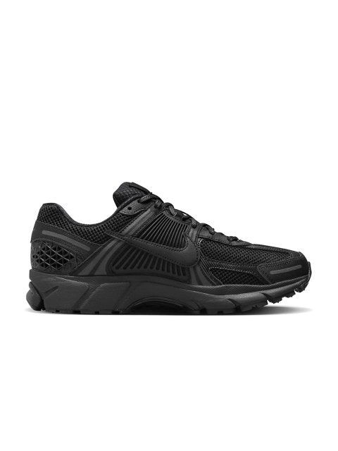 Nike Men Zoom Vomero 5 SP Sneakers