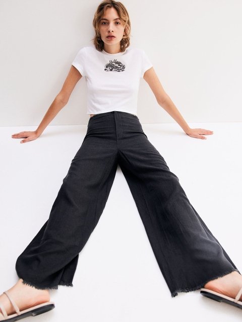H&M Frayed-Edge Trousers