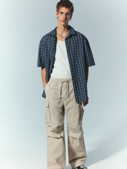 H&M Men Relaxed Fit Cargo Trousers
