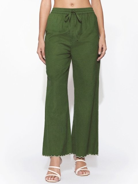 H&M Women Solid Mid Rise Flared Casual Trousers