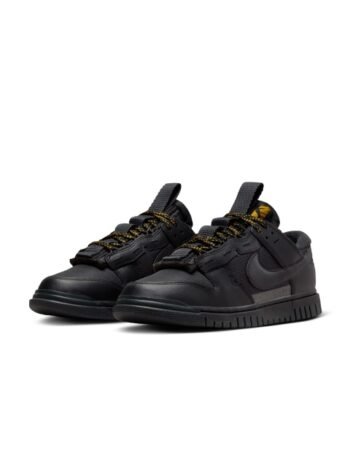 Nike Men Dunk Low Jumbo Sneakers