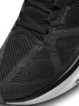 Nike Men Structure 25 Textured Running Shoes