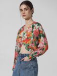 ONLY Floral Printed Long Sleeves Crop Top