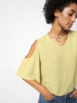 ONLY Green Solid Cold-Shoulder Crop Top