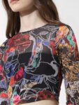 ONLY Onl Uex Bonny Ls Abstract Printed Fitted Crop Top