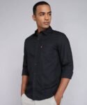LEVI’S Men Solid Casual Black Shirt